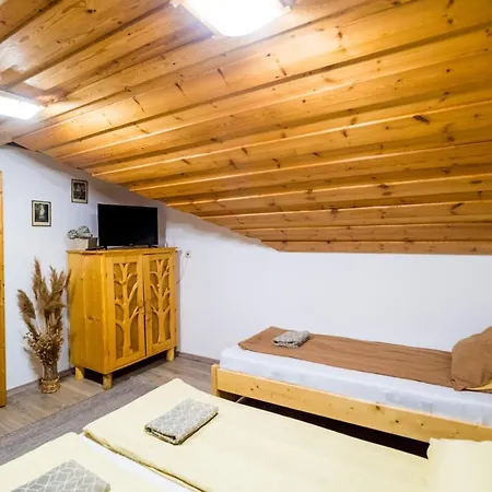 Apartment Tuenderkert Debrecen
