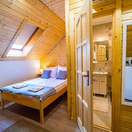 Tuenderkert Apartament *