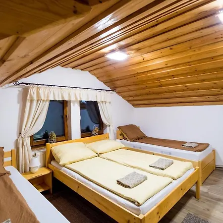 Tuenderkert * Debrecen